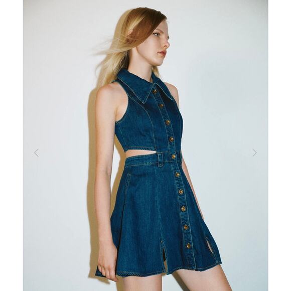 Urban Revivo Denim Cut-Out Mini Dress Blue Button Front US 6 NWT - Picture 4 of 6